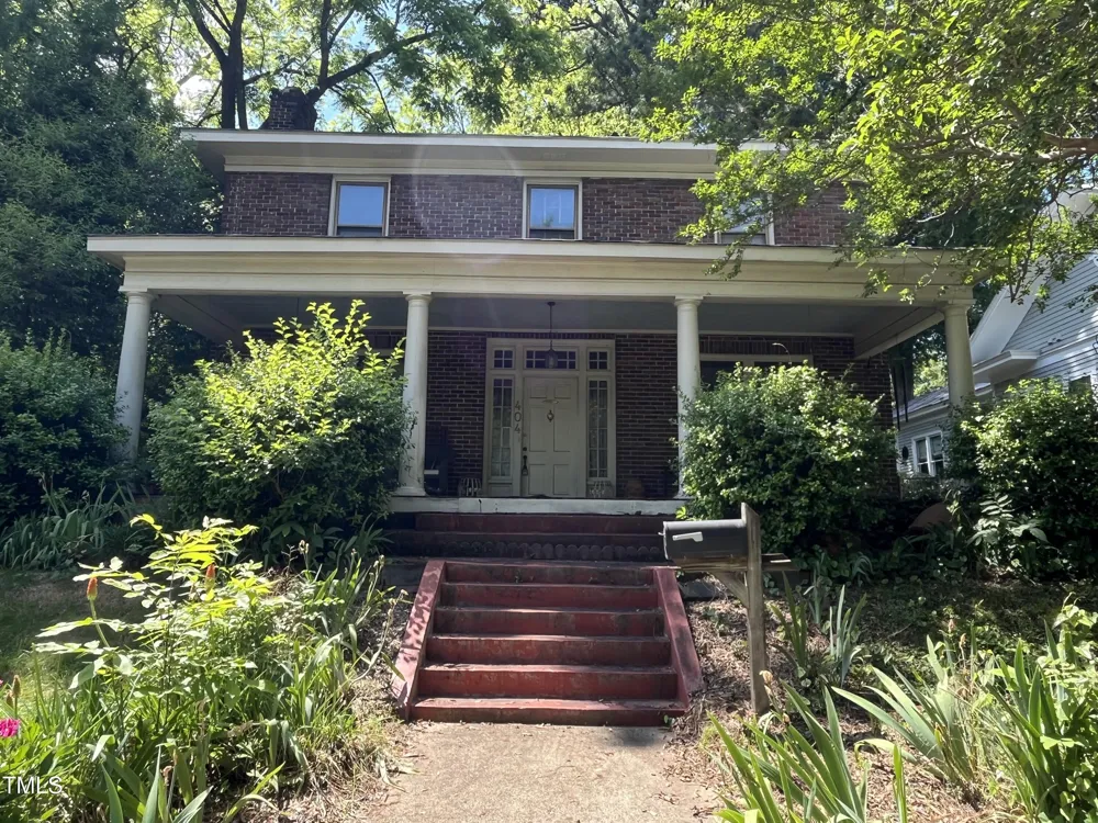 404 Kinsey Street Raleigh, NC 27603