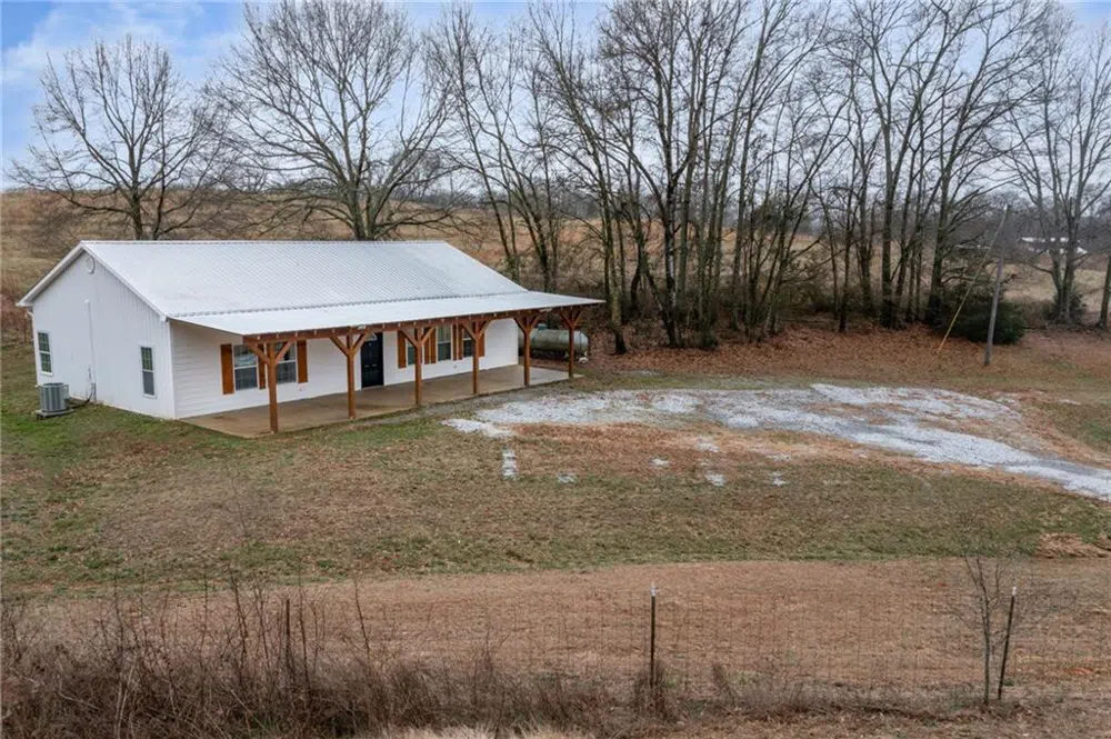 529 Bond Bridge Road