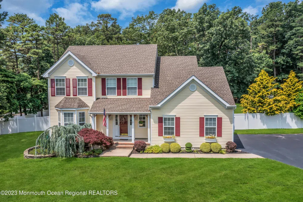 2 Buchanan Boulevard