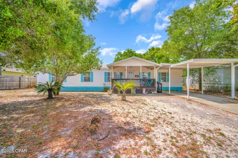 22011 Lakeview Drive