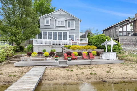 568 Lyon Lake Road