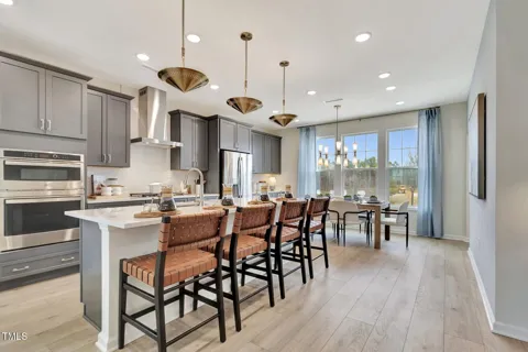 2110 Kettle Falls Station ##687