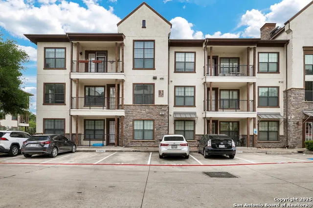 7342 Oak Manor #3201