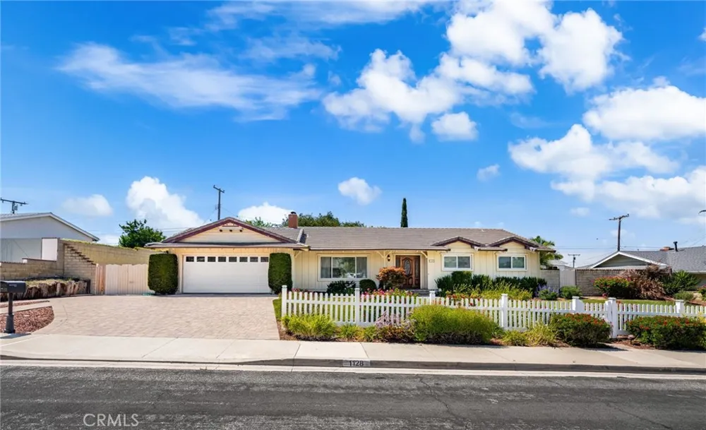 1128 Aldersgate Drive La Verne, CA 91750