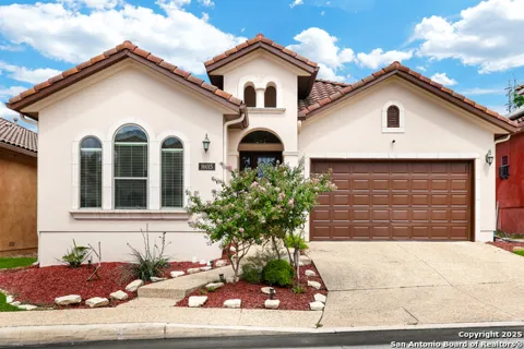 16015 Huebner Bluff