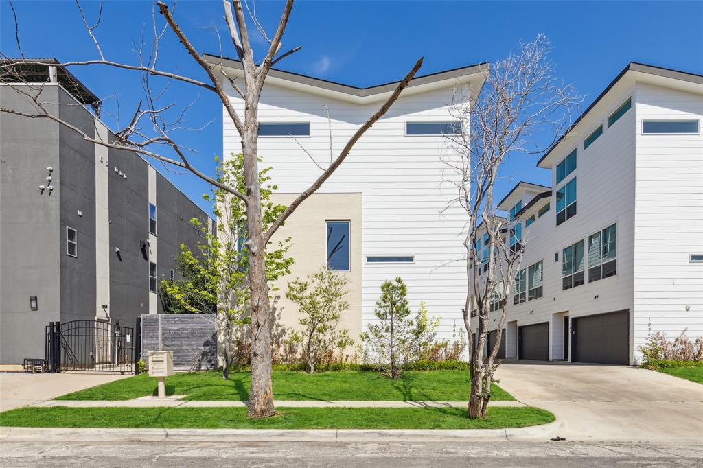 1840 Euclid Avenue #102