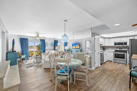 1600 Via Deluna Drive #107A