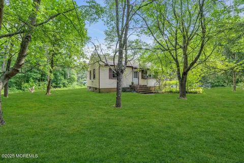 211 E Greystone Road