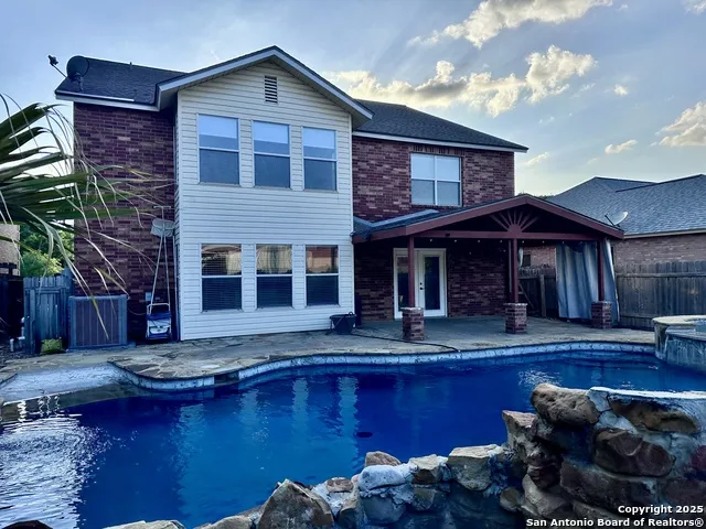 18702 CREEKSIDE PASS