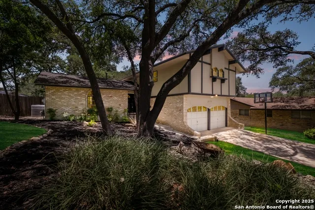 2003 Willow Trail St