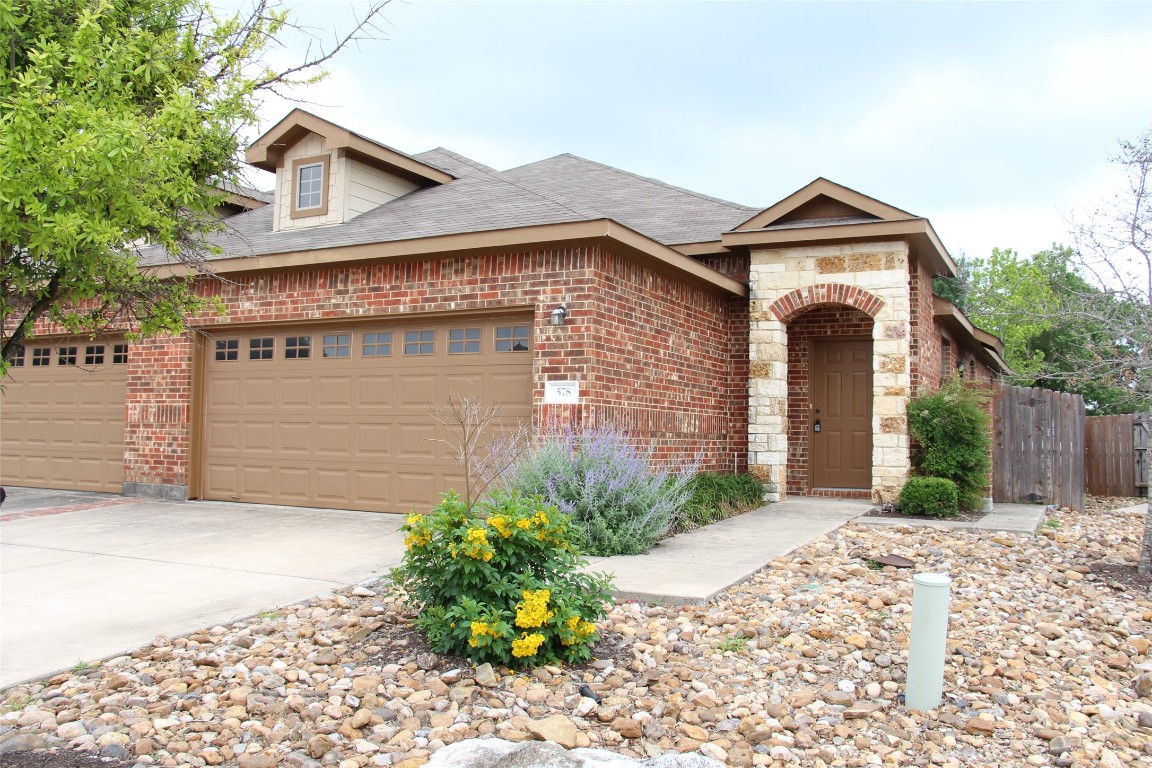 578 Creekside Circle