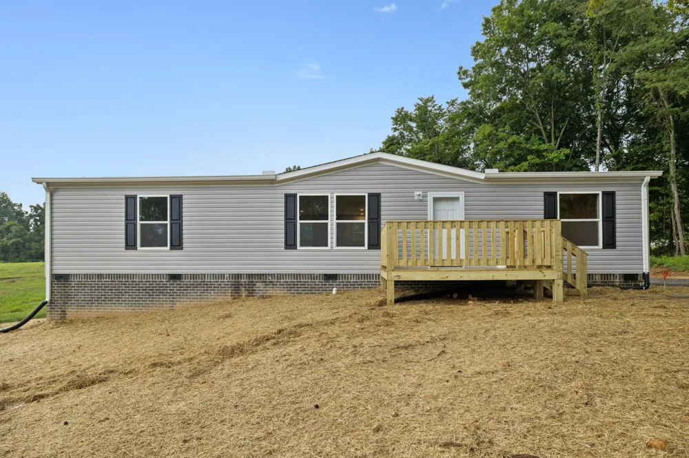 5176 White Springs Ln