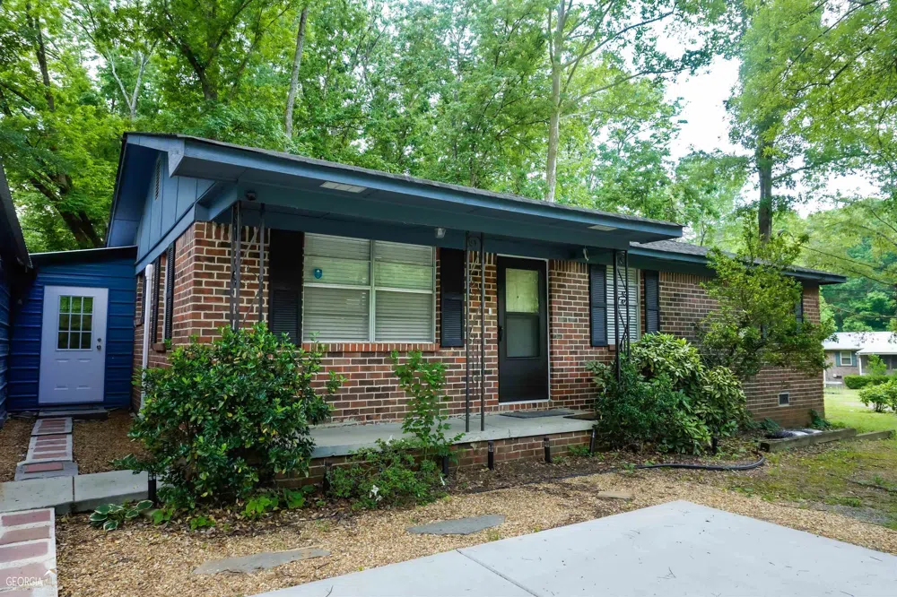 2039 Scott Brown Road