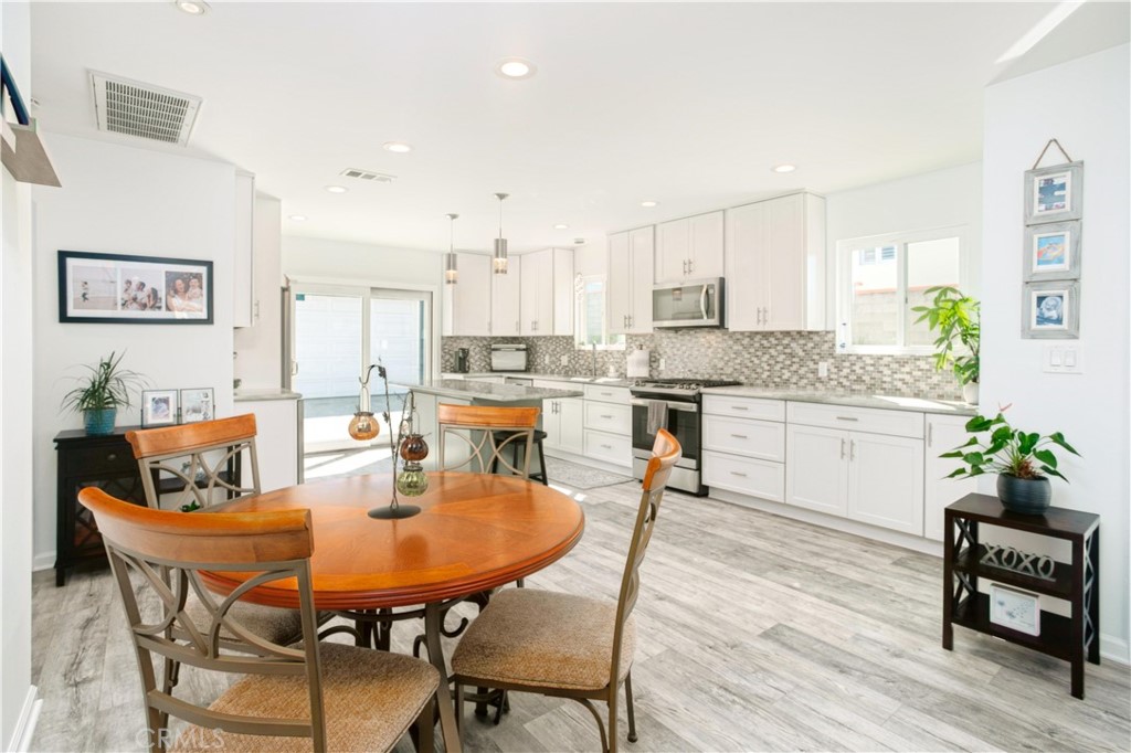 2814 Carlsbad Street