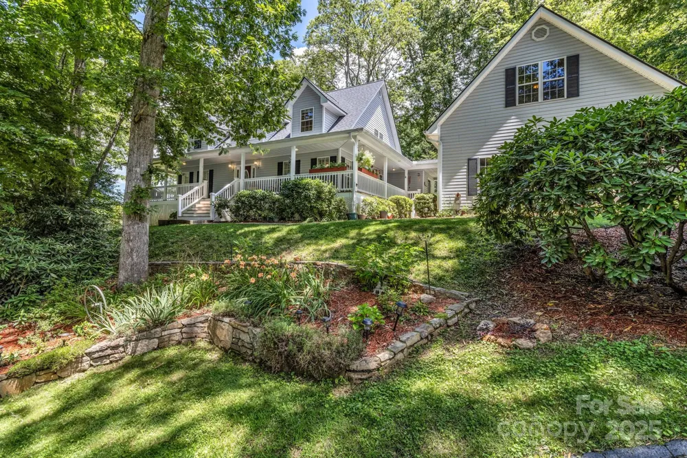 59 Old Lakey Gap Road