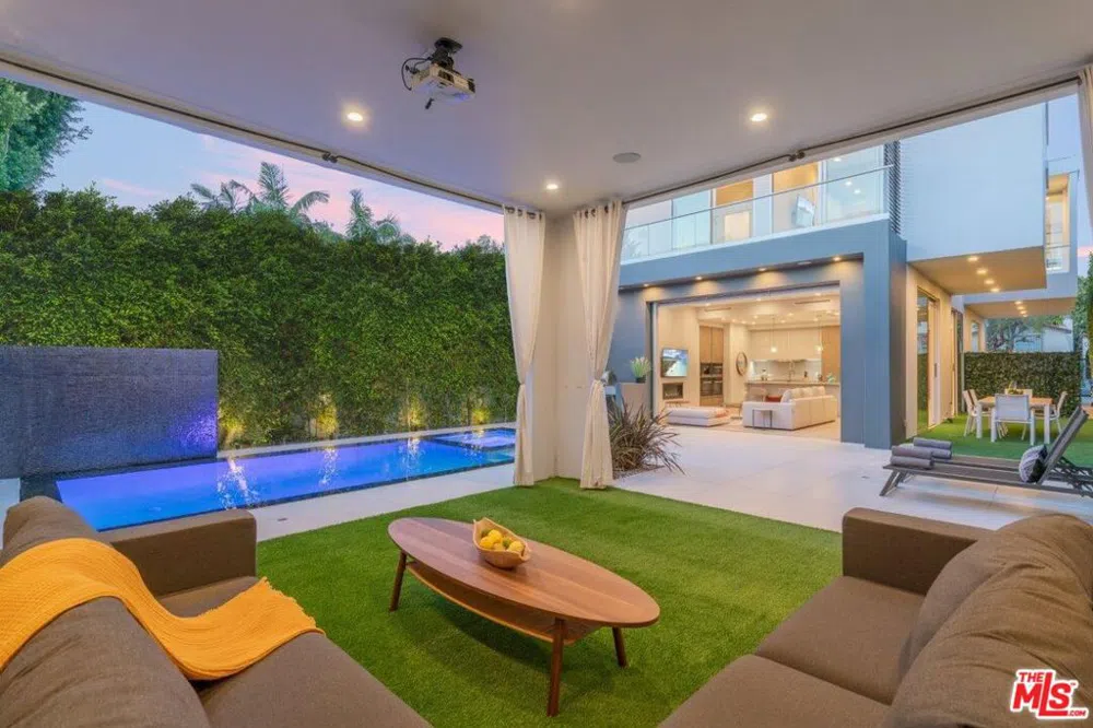 436 NORWICH DRIVE West Hollywood, CA 90048