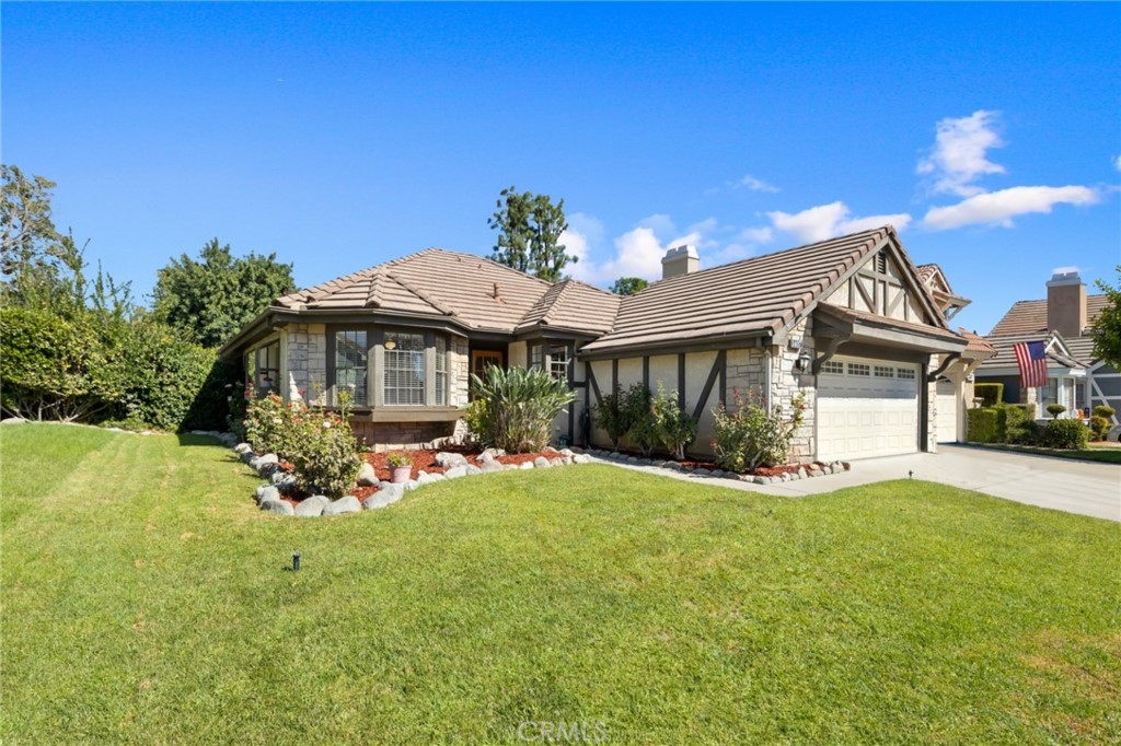 1407 Sunrise Circle N