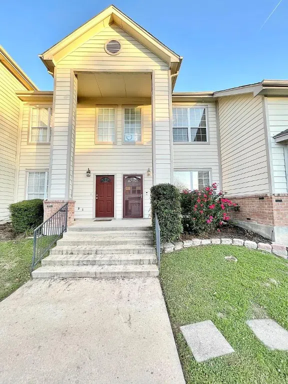 12205 Abbey Glen Lane #B