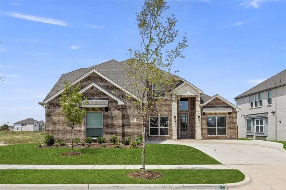 633 Majestic Oak Lane