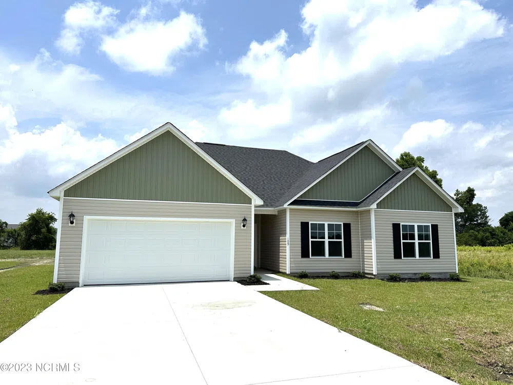 109 Adams Landing Way Maysville, NC 28555