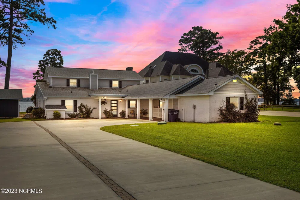 594 Mimosa Shores Road