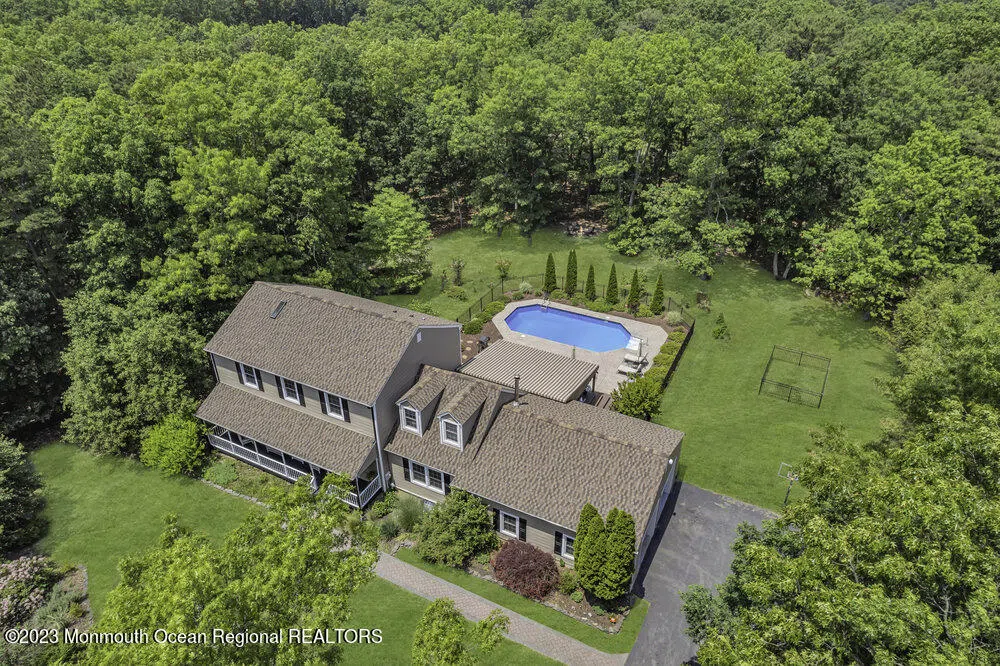 2559 Lakewood Allenwood Road