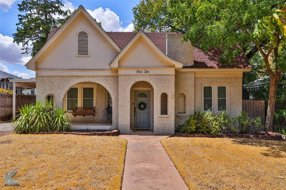 510 Sayles Boulevard