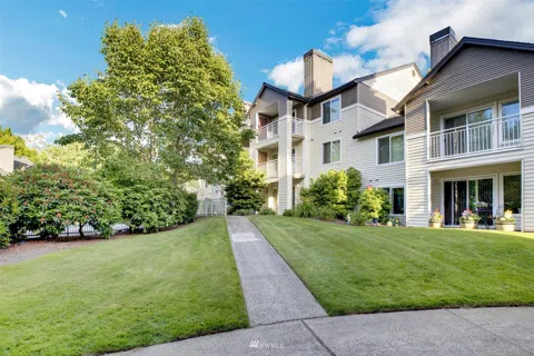 12303 Harbour Pointe Boulevard #Z306
