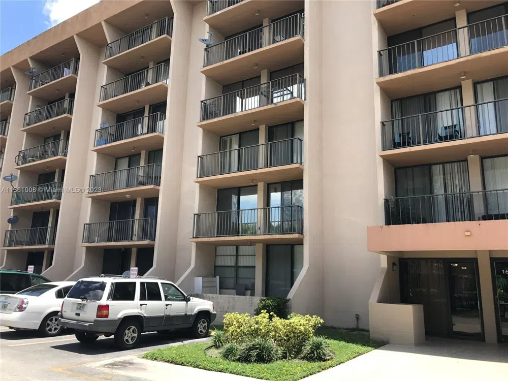 16751 NE 9th Ave #211