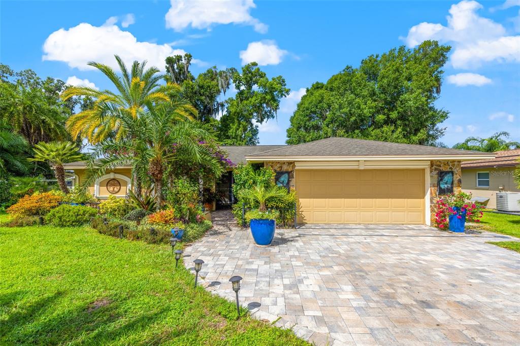 3825 LAKE BREEZE DRIVE