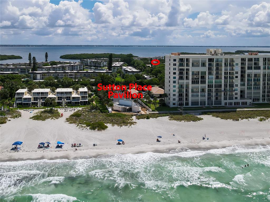 605 SUTTON PLACE #204