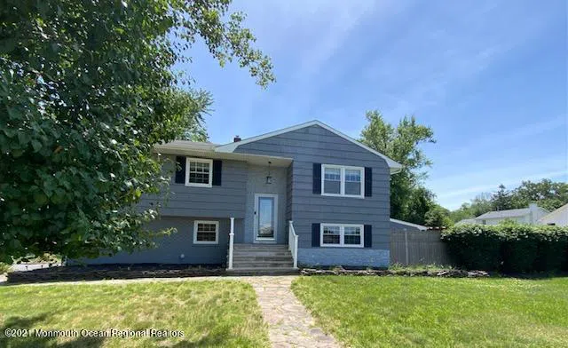 600 W Park Avenue Oakhurst, NJ 07755