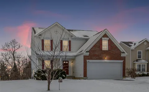925 Sleepy Hollow Drive