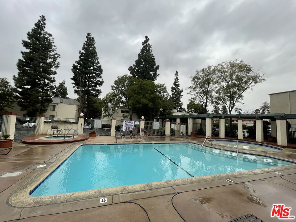 5700 Etiwanda Avenue #117