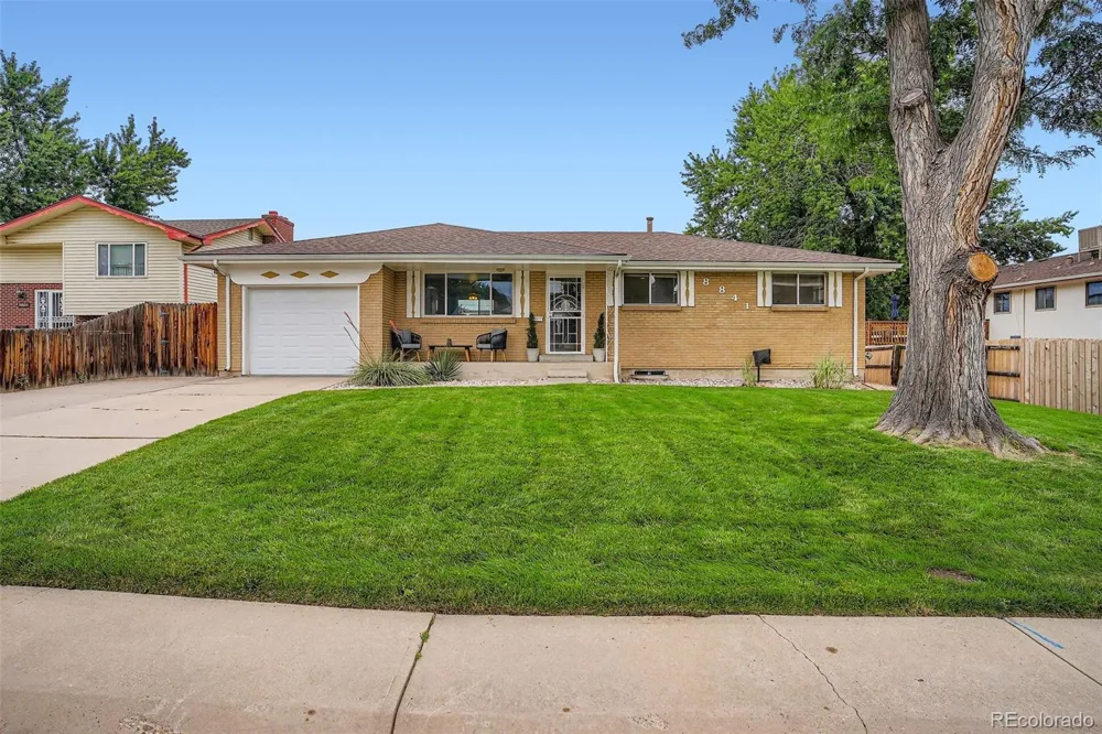 8841 W Louisiana Place