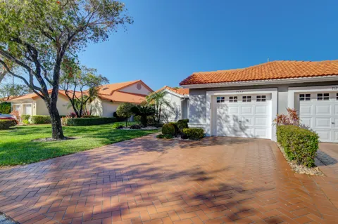 7127 Summer Tree Drive