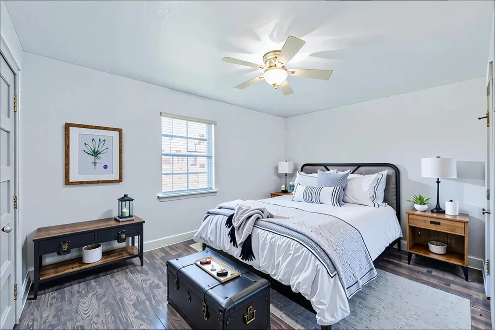 4633 Fairmount Street #202