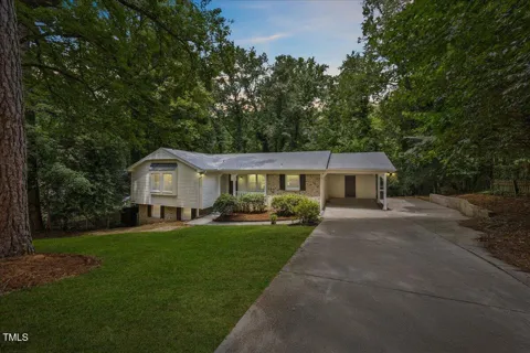 215 Wellington Drive