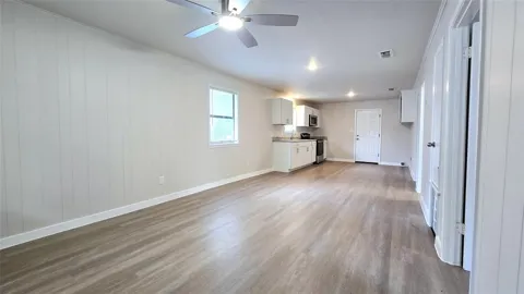389 W Blackbourn Street