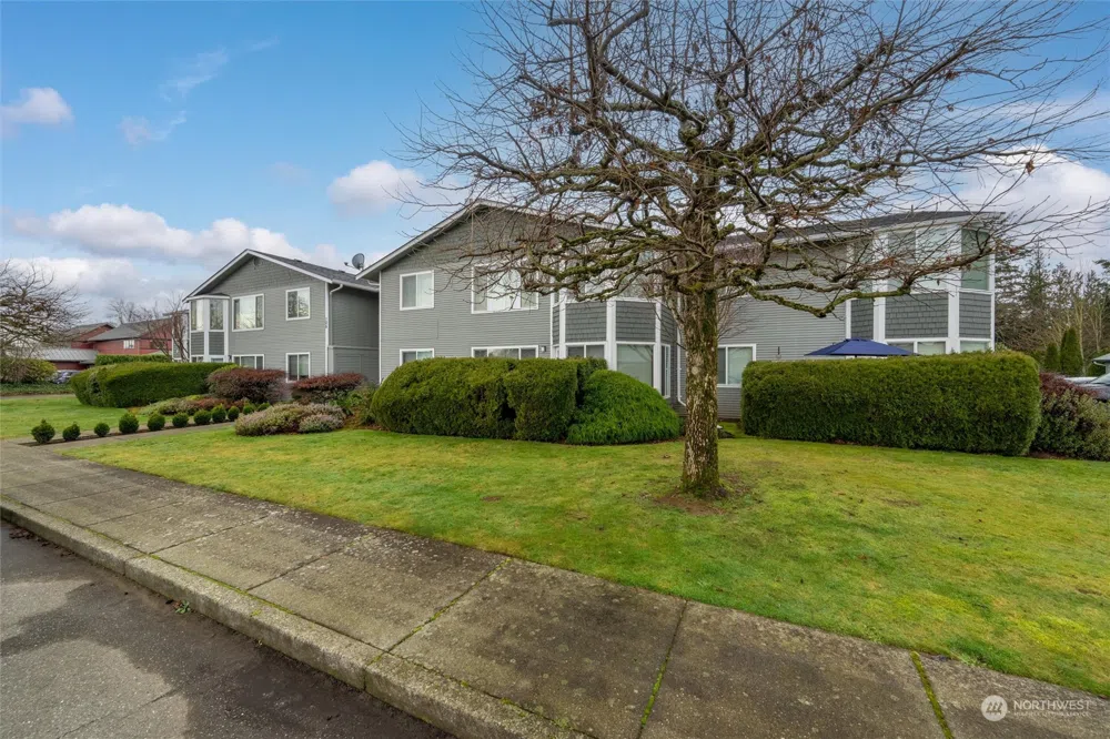 105 Fairside Drive #2B