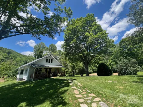 83 Kimberly Lane