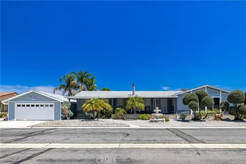 1300 W Menlo Avenue #172