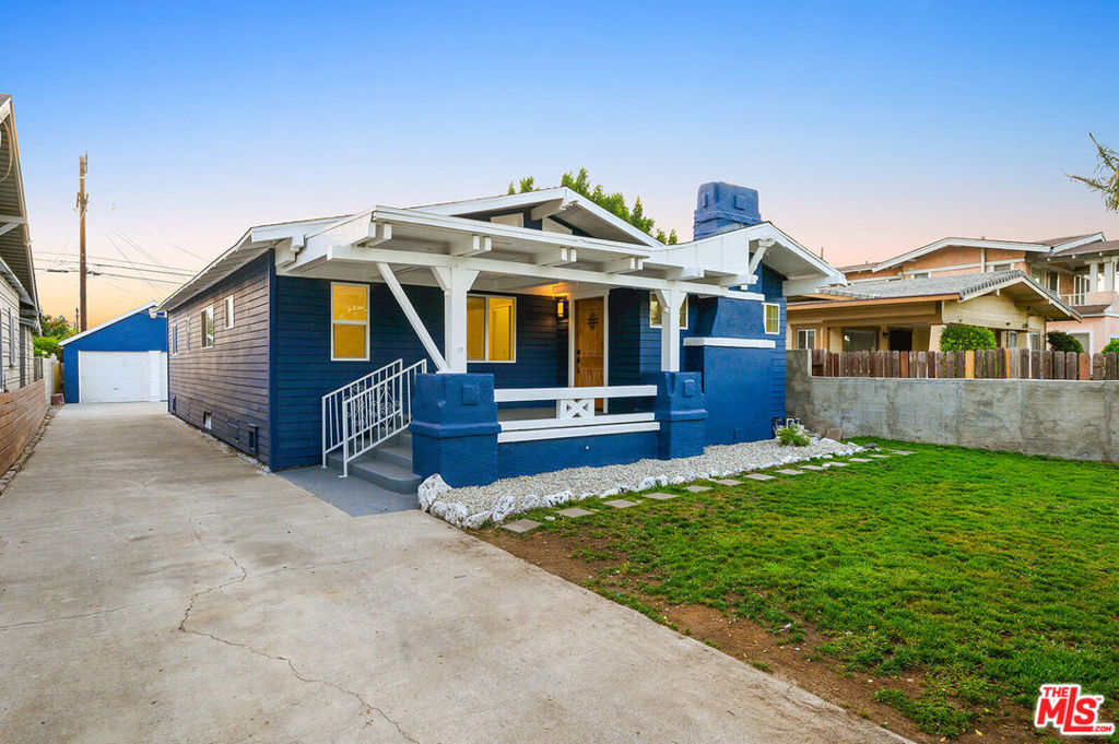 4315 S Harvard Boulevard