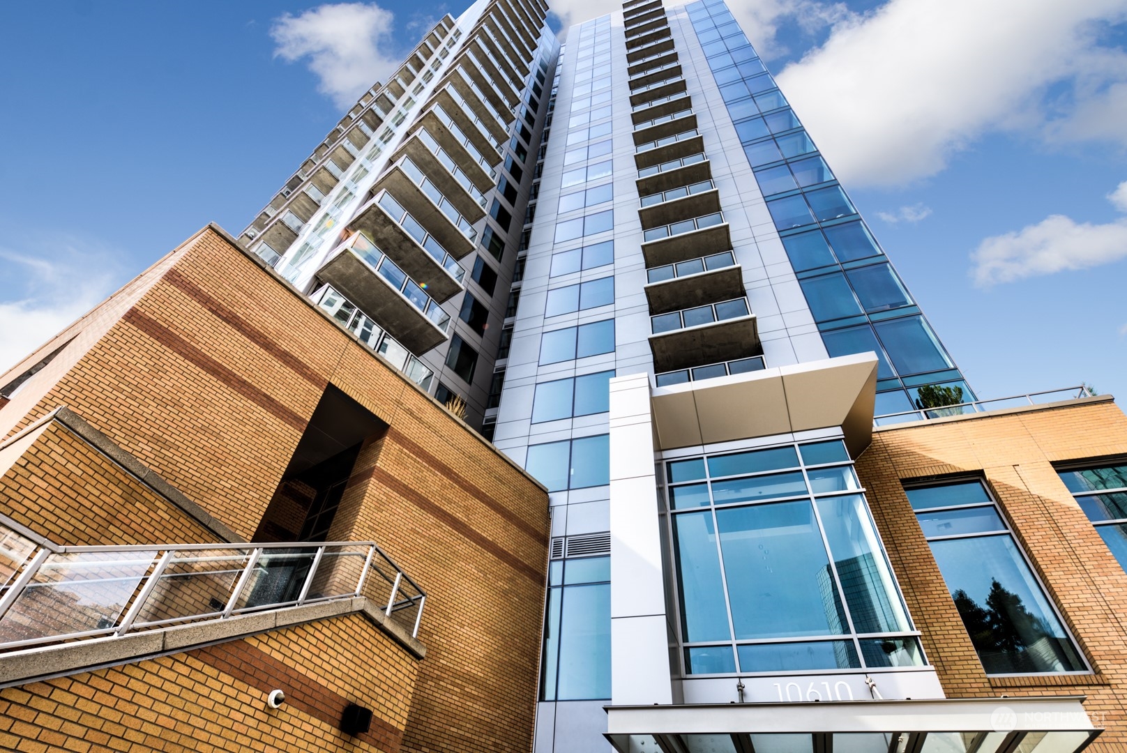 10610 NE 9th Place #2003