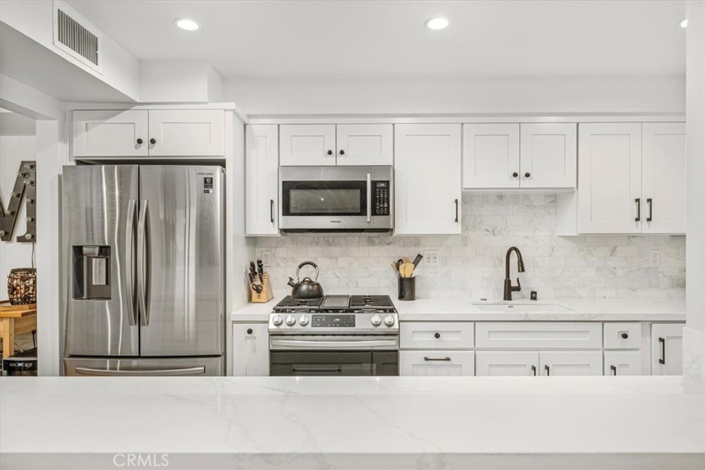 15207 Magnolia Boulevard #132