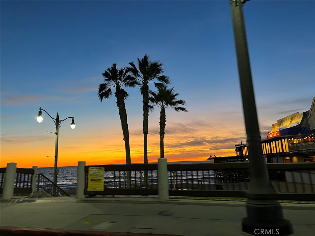 428 S Pacific Coast Highway Redondo Beach, CA 90277