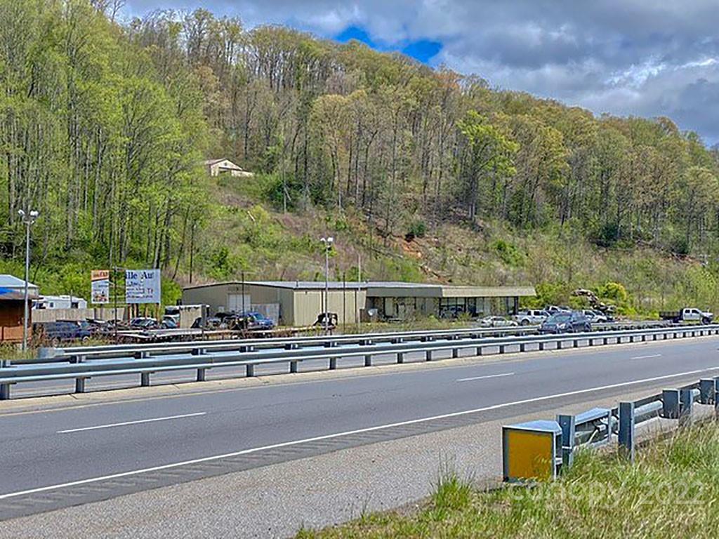 18244 Great Smoky Mountain Expressway