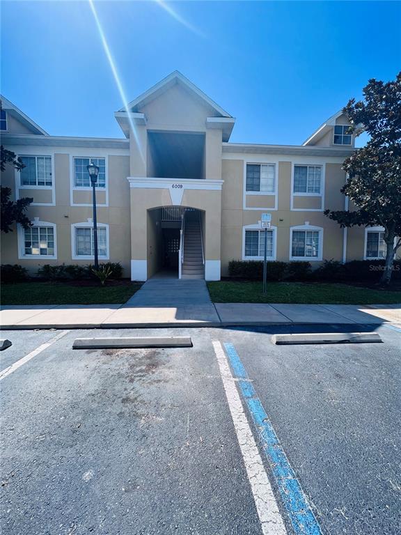 6009 SKYDALE WAY #202