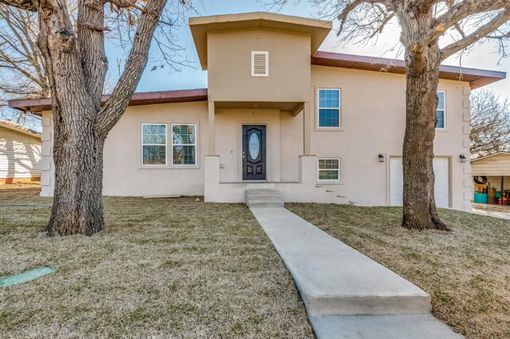 211 S Seventh Street