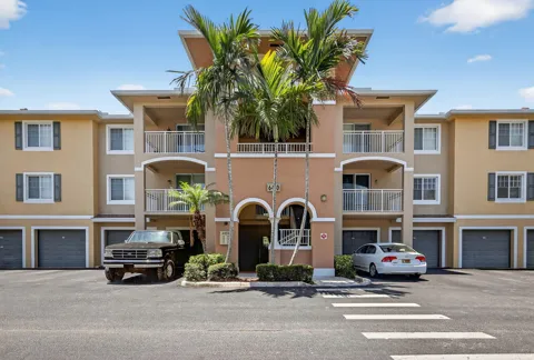 6450 Emerald Dunes Drive #202
